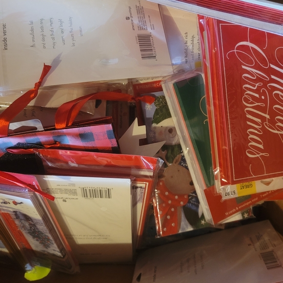 10 Christmas card packages Retail up to $8 each! Many aval! Same/next day ship - Picture 8 of 8